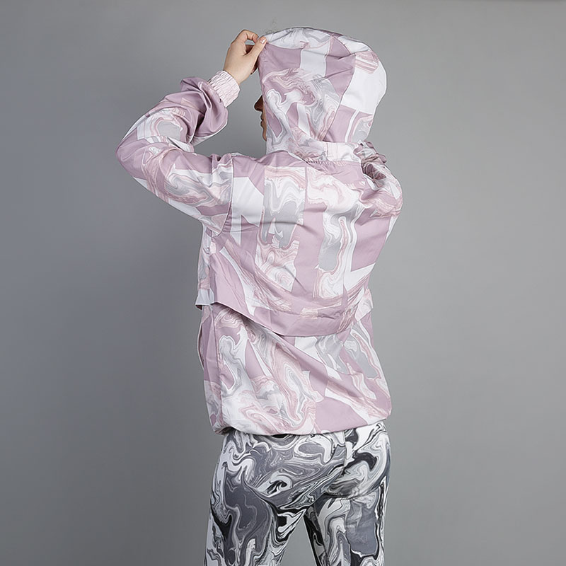 женская розовая куртка Nike Printed Jacket 908766-694 - цена, описание, фото 3
